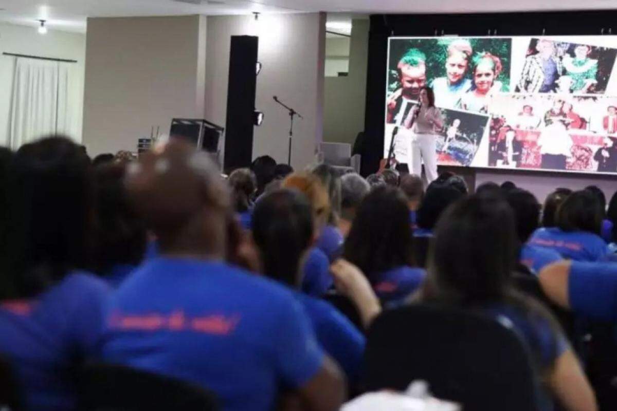 Funcionários da Pastoral do Menor, durante evento na Secretaria Municipal de Educação