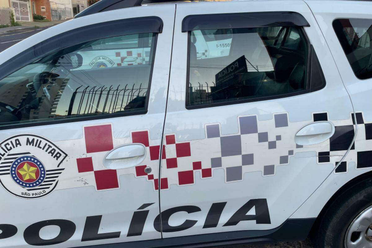 Viatura da PM na Central de Polícia Judiciária: 'policiamento segue intensificado', diz Secretaria de Segurança Pública