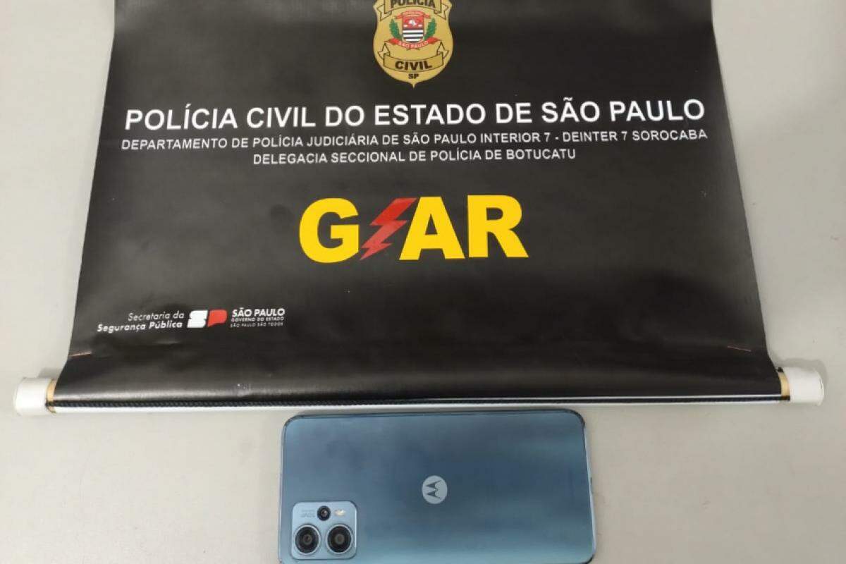 Celular furtado recuperado durante operação 'Pôr do sol' em Itatinga