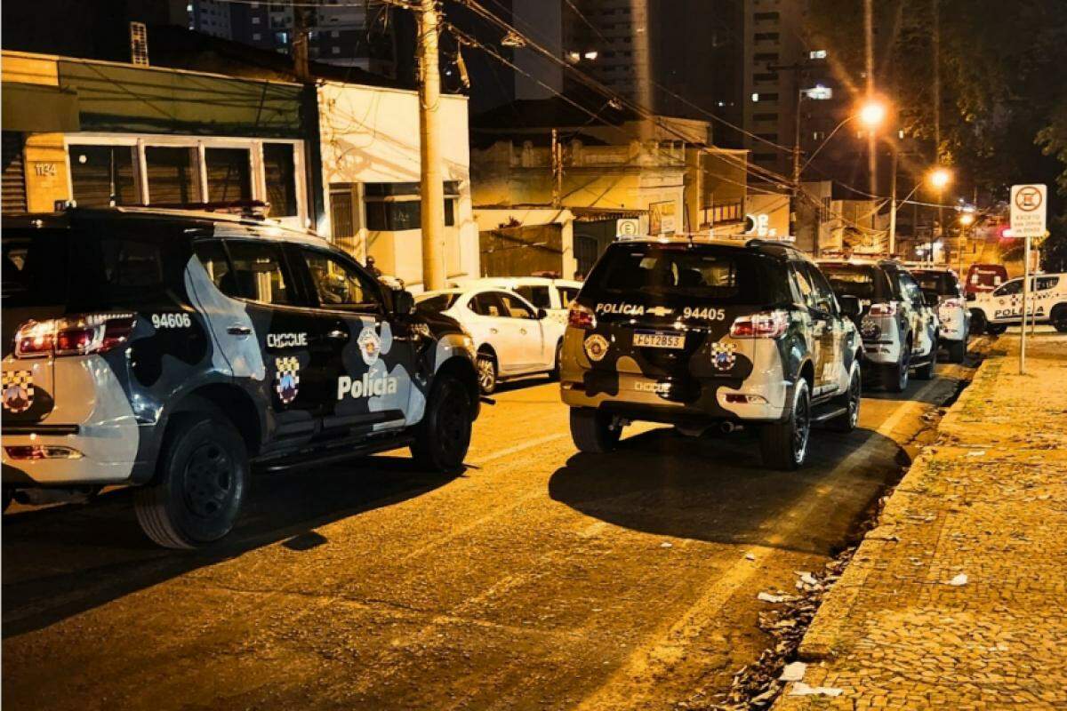 Equipes da PM e Gate foram deslocadas para a rua Regente Feijó em Piracicaba 