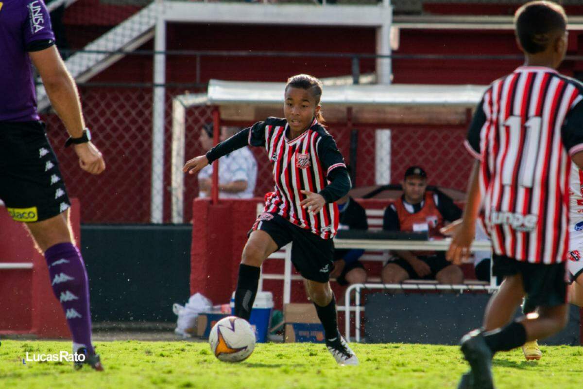 Natural de Belém, Messi teve o primeiro contato com futebol com menos de dois anos de idade