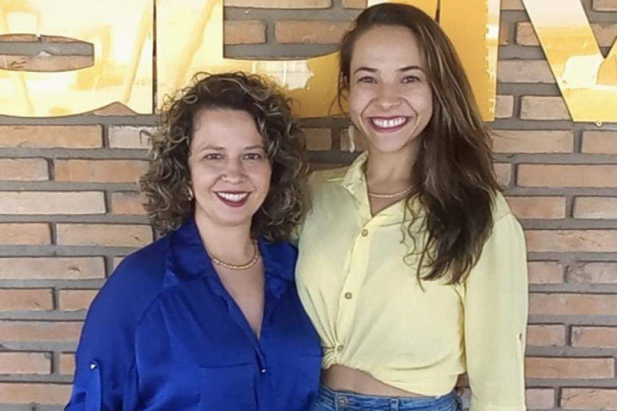 Daniela Tosi, que faz aniversário neste sábado, e Larissa Andrade: dança e teatro musical no mesmo endereço