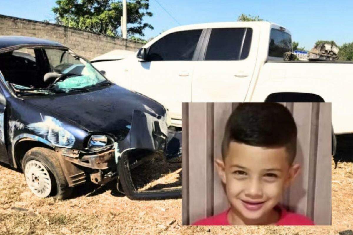 O GM Corsa ficou destruído após o impacto da caminhonete 