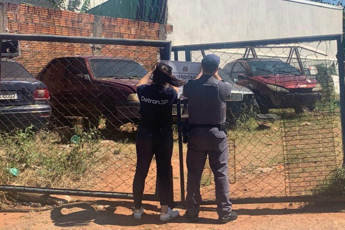 Fiscalização reuniu equipes do Detran, Polícia Militar, Polícia Civil e Prefeitura Municipal