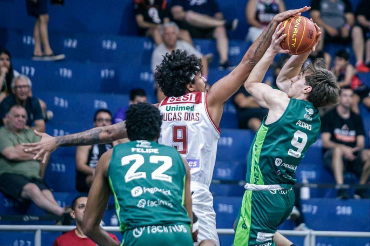 Franca venceu o Bauru neste domingo, 1º, em jogo válido pela última rodada do primeiro turno do Campeonato Paulista