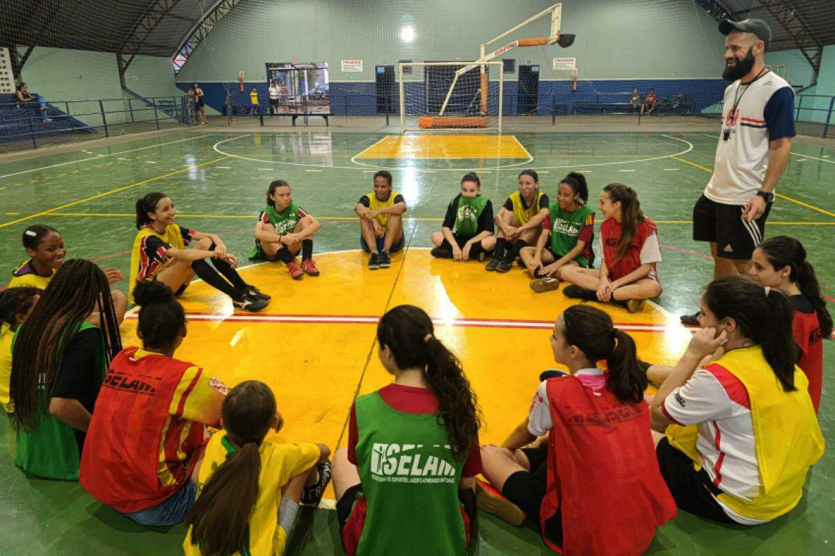 A proposta do projeto é revelar talentos para o futebol feminino 