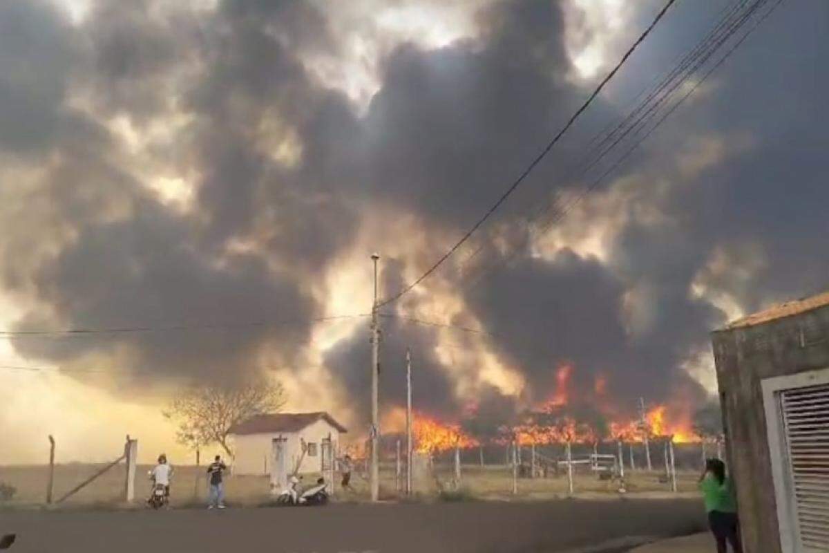 População da cidade pôde avistar o fogo