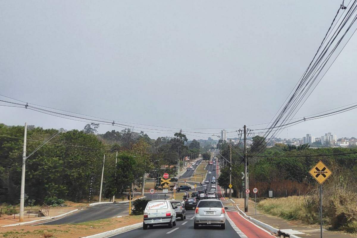 Vista do céu a partir da avenida Comendador José da Silva Martha