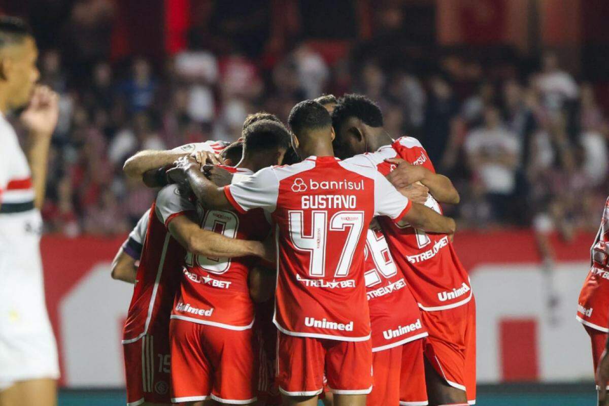 Alan Patrick, Bruno Gomes e Thiago Maia fizeram os gols da vitória.