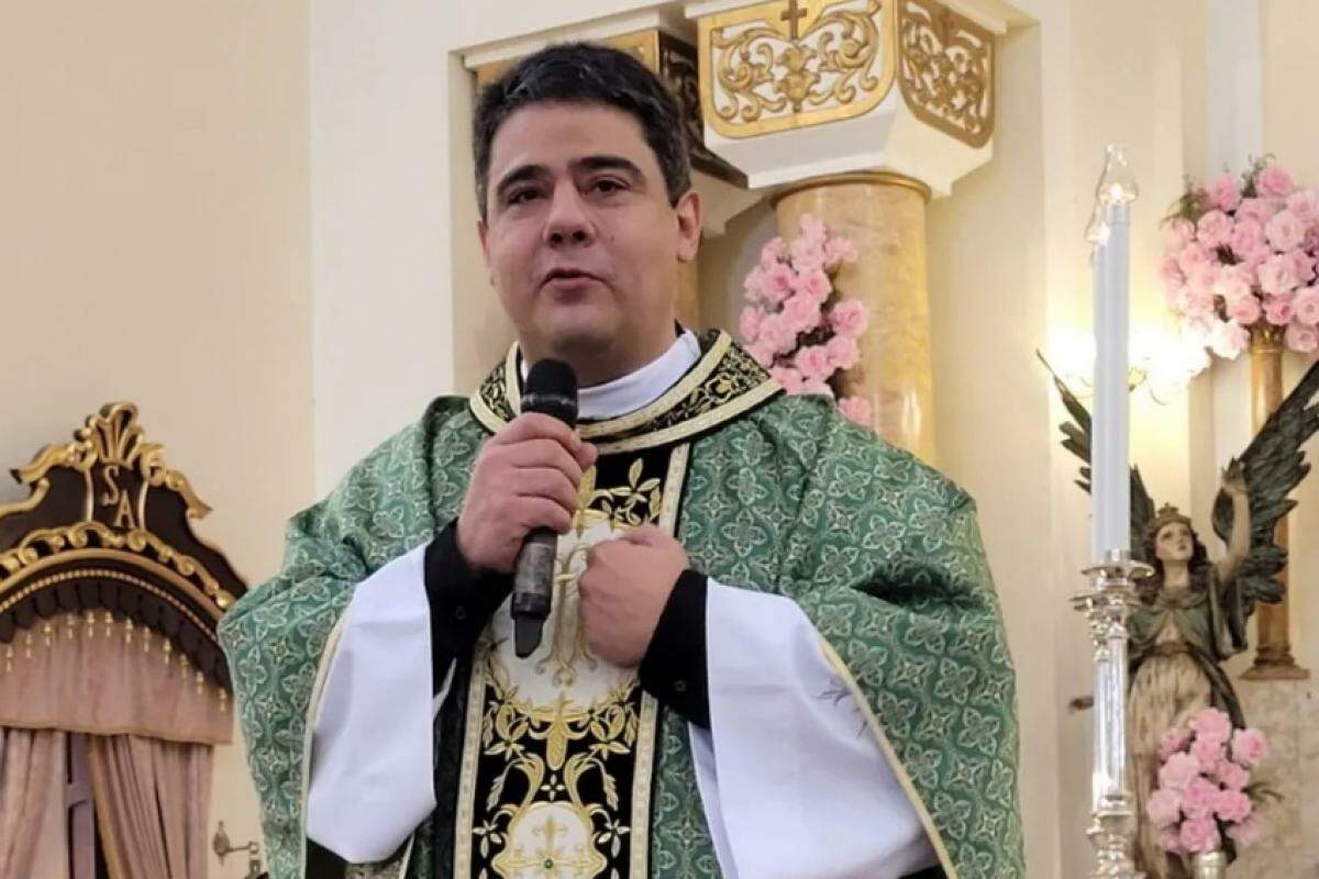 Padre Robson de Oliveira: domingo no Santuário Santo Antônio