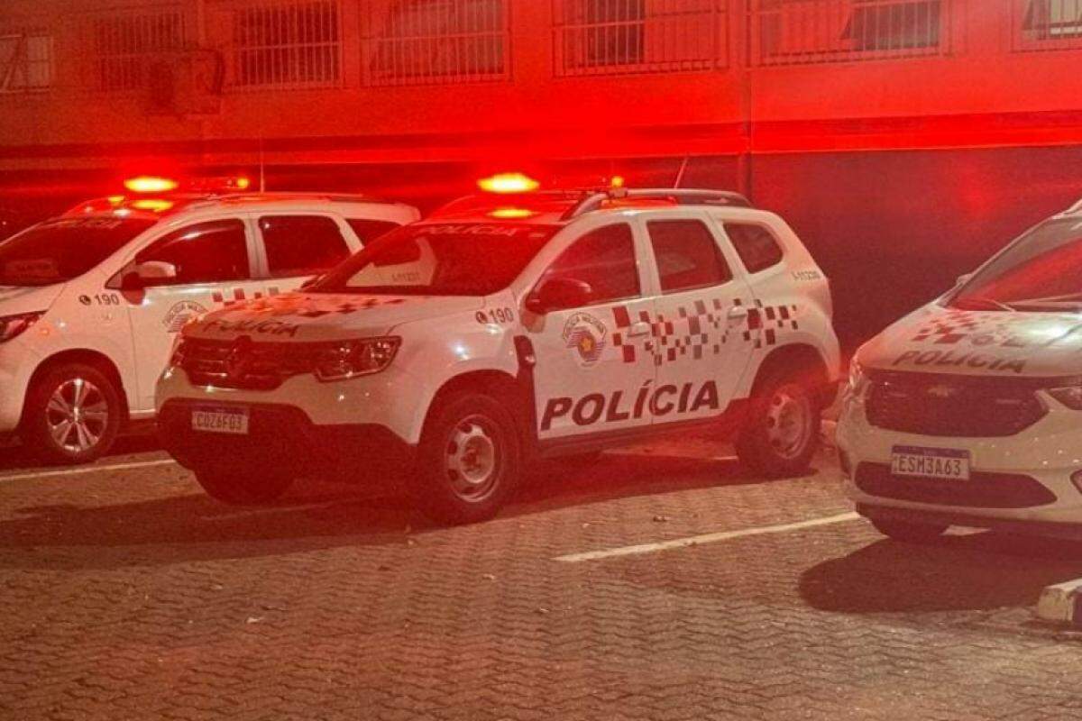 Os policiais saíram á caça e conseguiram prender dois suspeitos