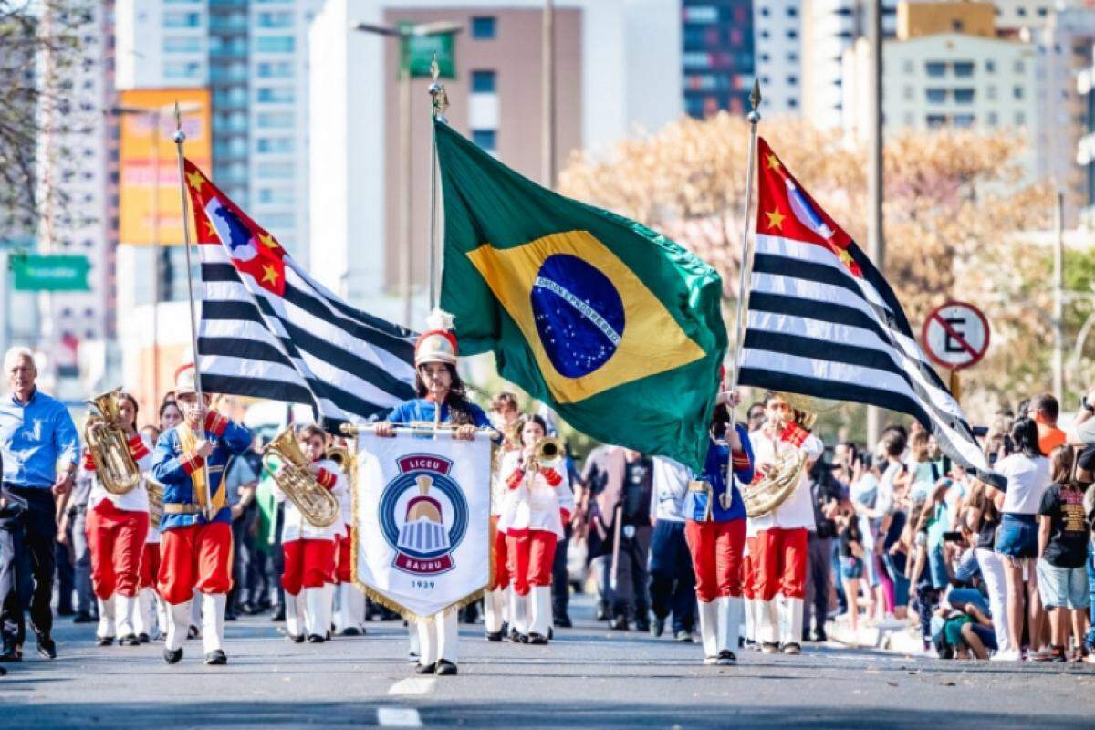 Desfile cívico será realizado a partir das 9h deste sábado, nos dois lados da av. Nações Unidas, próximo ao Vitória Régia, que terá feira livre