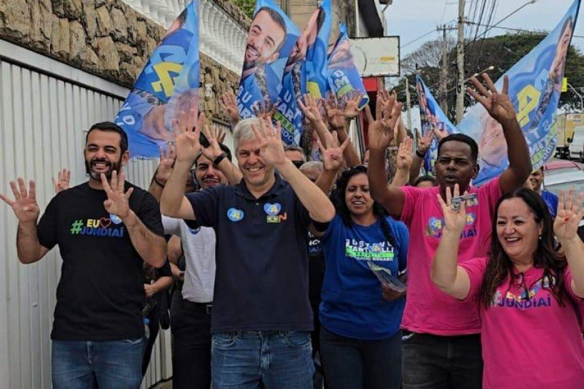 Martinelli e Benassi foram agradecer o apoio dos moradores no Santa Gertrudes