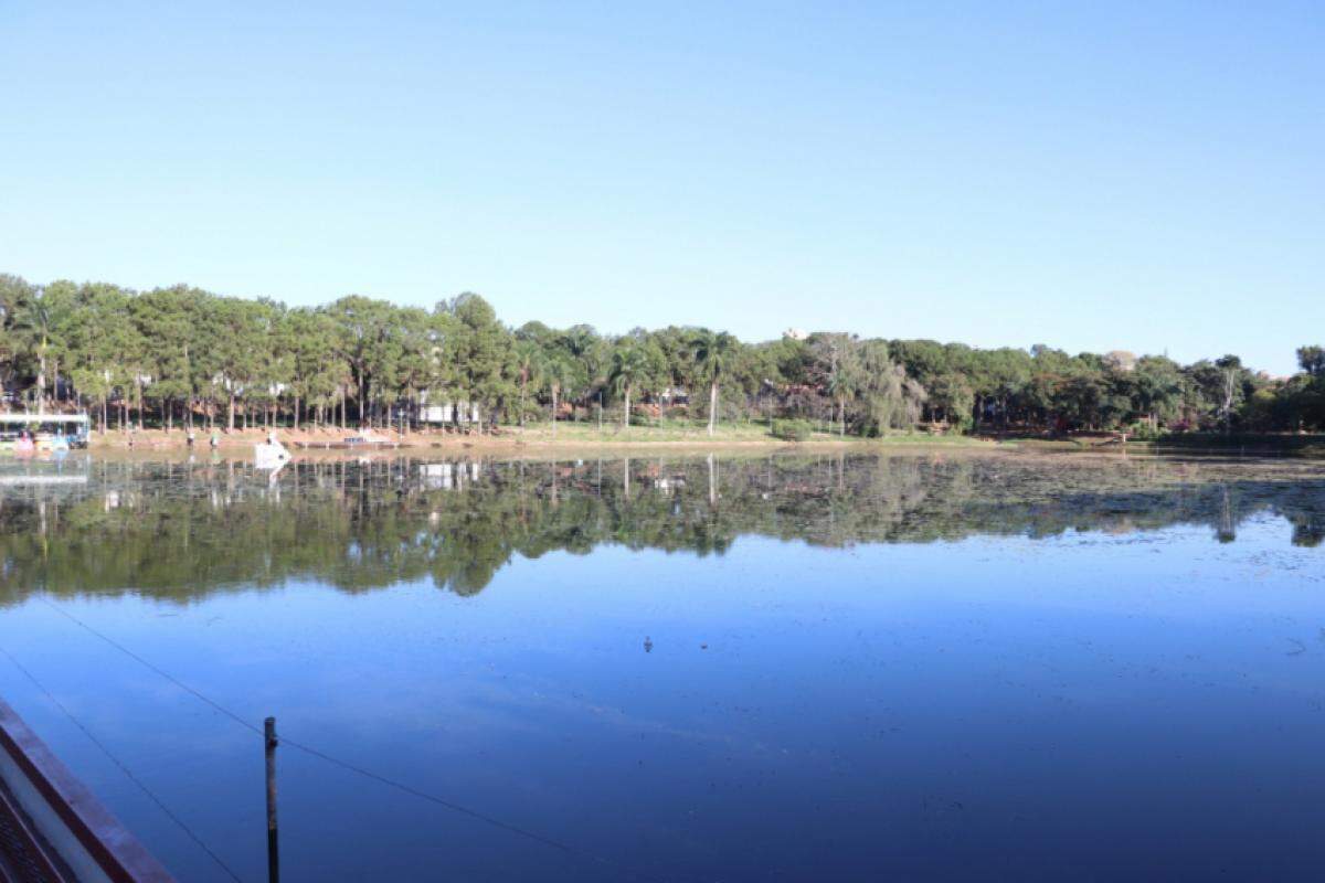 Lago é considerado um dos principais cartões-postais da cidade