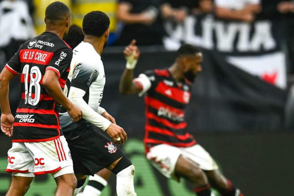  É a terceira final seguida do Flamengo na competição. 