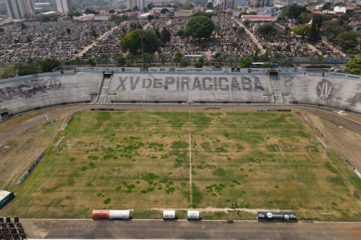 Não será possível utilizar o gramado do estádio para atividades esportivas, treinamentos e shows.