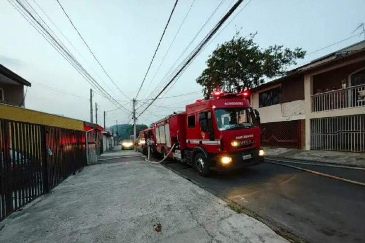 Bombeiros atenderam a ocorrência