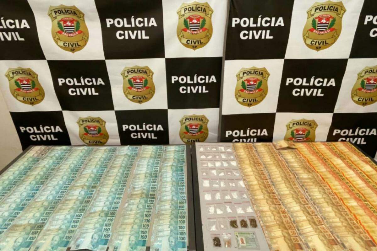 Os mais de R$ 23 mil eram guardados na casa do suspeito