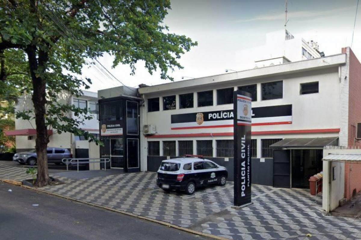 A ocorrência foi registrada no plantão policial como tentativa de homicídio e será investigada pela Polícia Civil