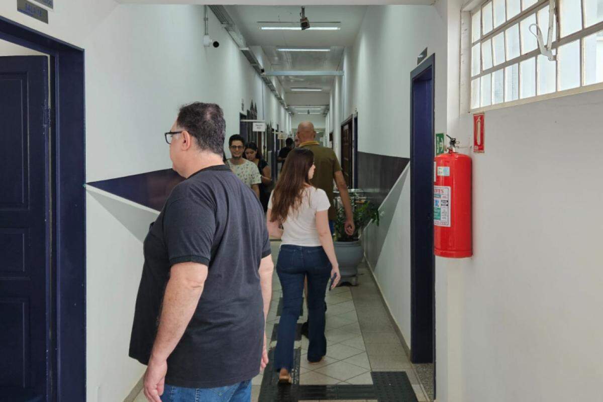 Movimento em local de votação neste domingo