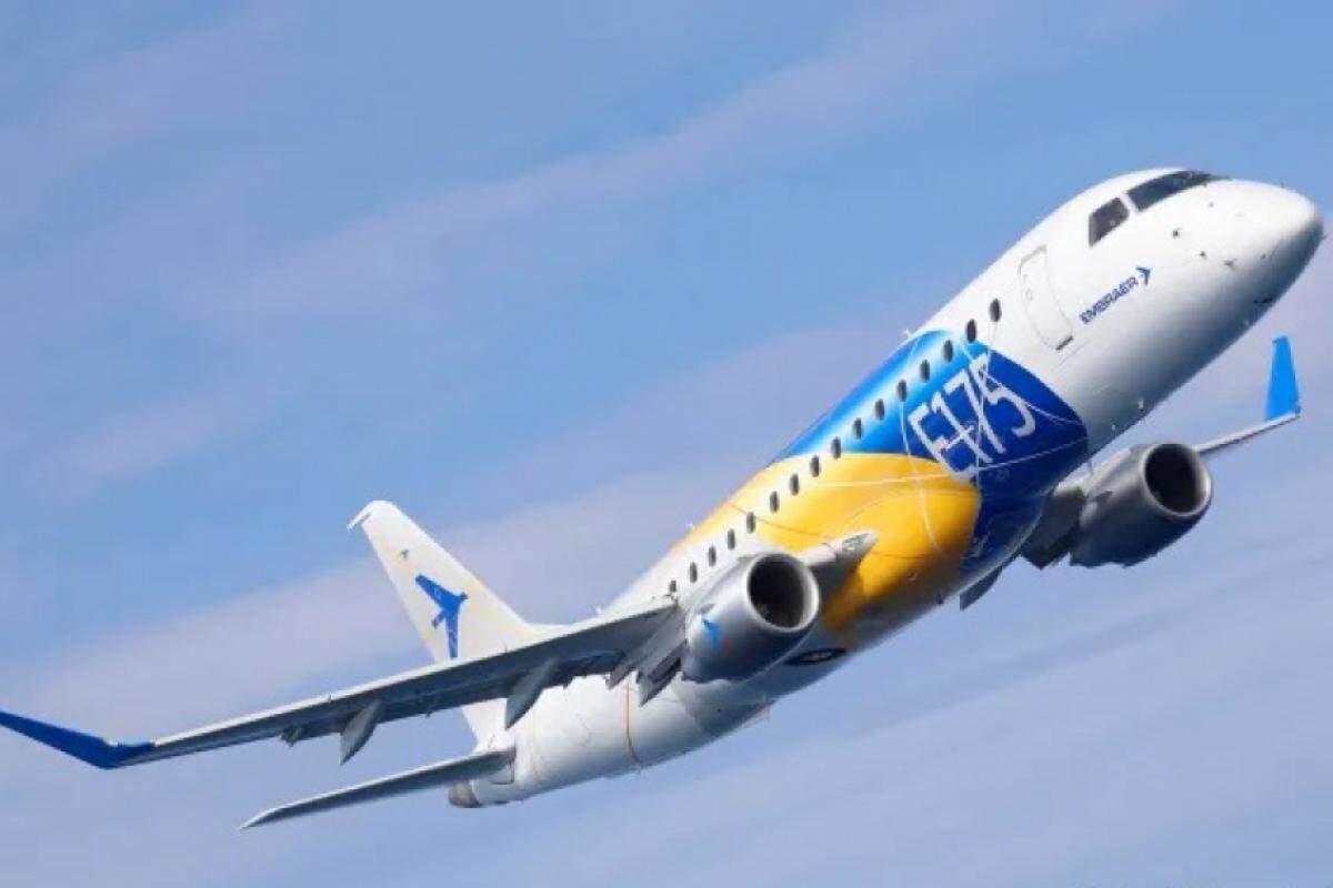 Embraer  E-175