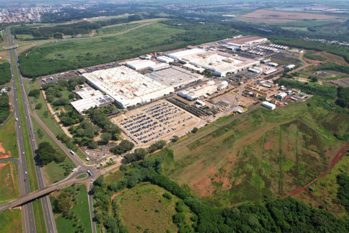 Caterpillar vista de cima: líder global com unidade em Piracicaba