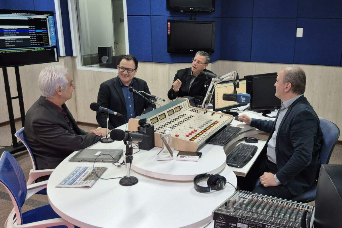 No Café com Política, João Jabbour, Kleber Santos, Reinaldo Cafeo e Ricardo Bizarra 