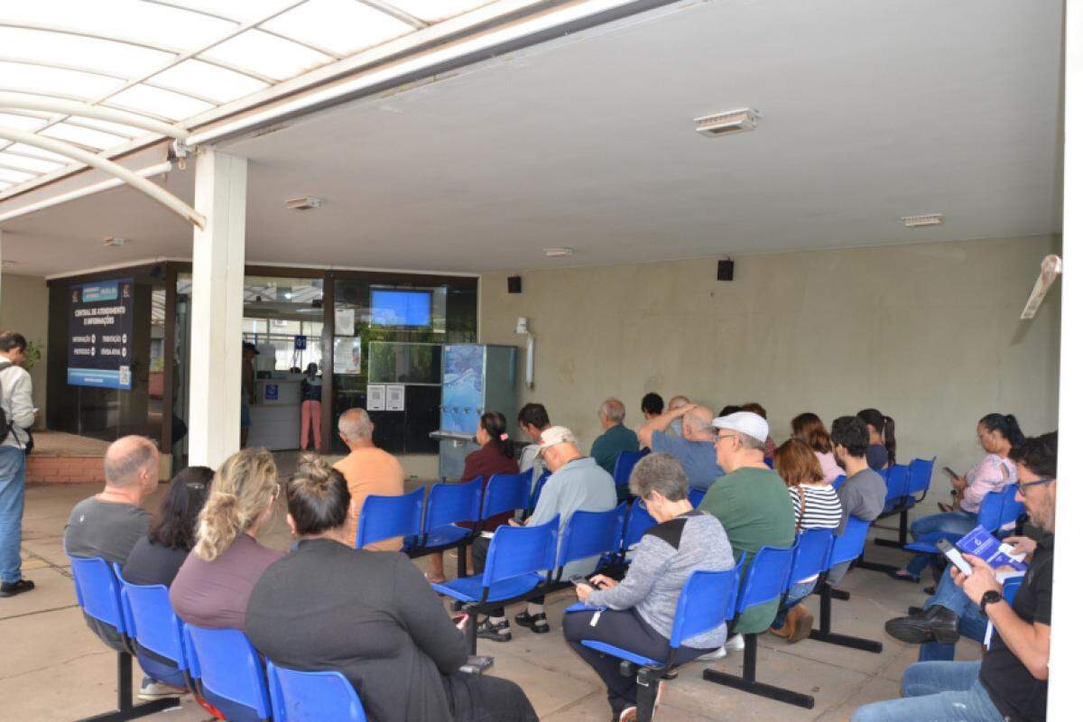 Central de Atendimento, no prédio da Prefeitura