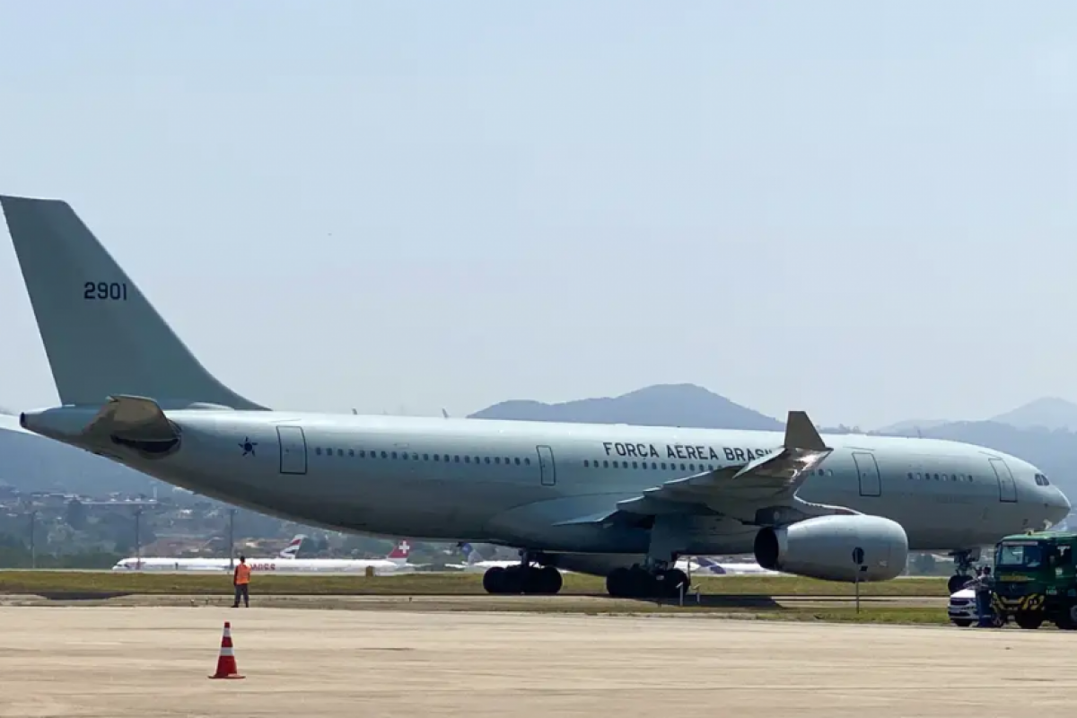 Seringas e agulhas serão transportadas em voo da FAB