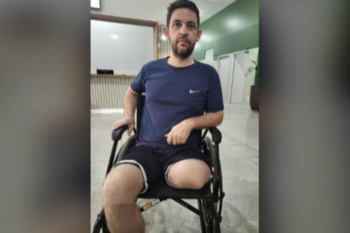 Richardson teve o restante do fêmur esquerdo amputado depois de uma infecção