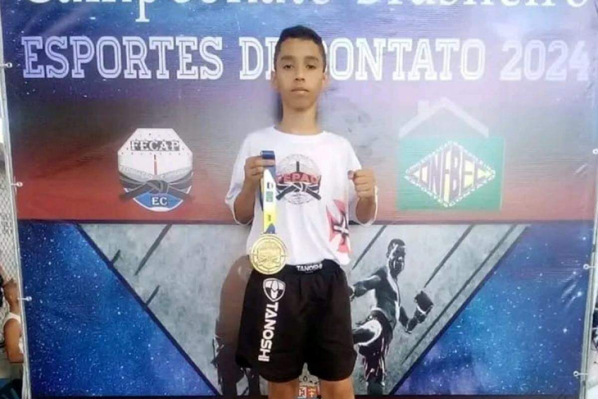 Nicolas pratica muay thai há um ano e já disputou campeonatos regionais, estaduais e nacional