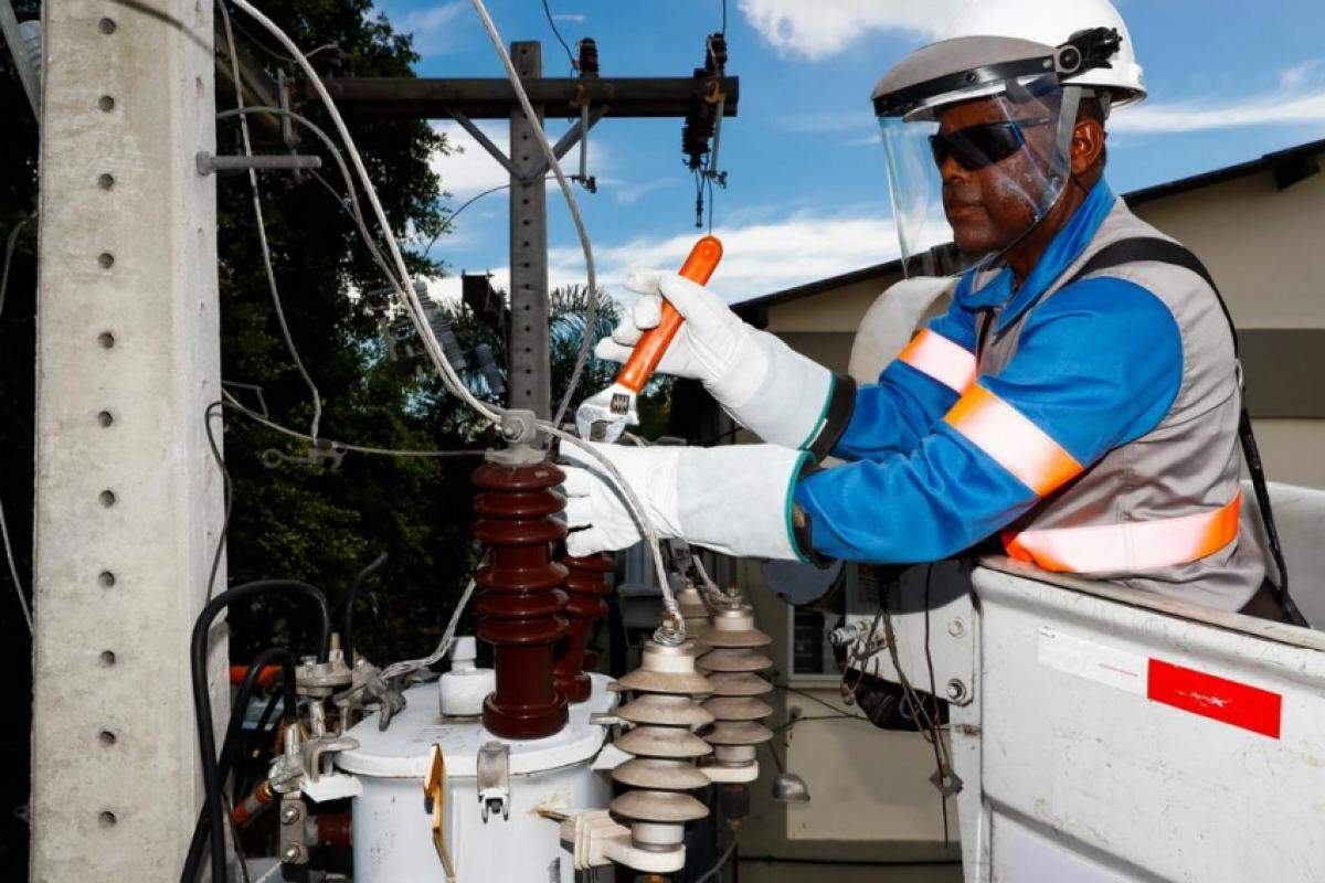 De acordo com a prefeitura, a Enel não cumpre o plano anual de poda e não apresenta um plano de contingência condizente com a cidade de São Paulo.