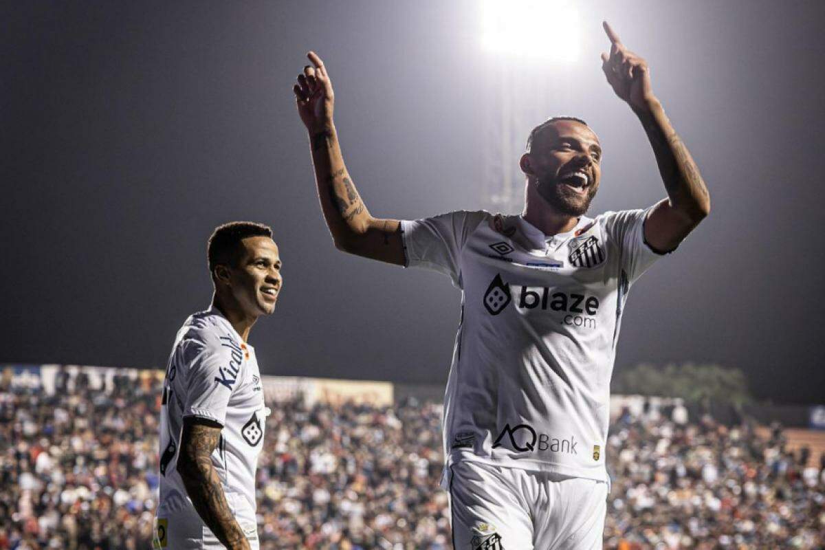 O Santos volta a campo no sábado, quando encara o Vila Nova