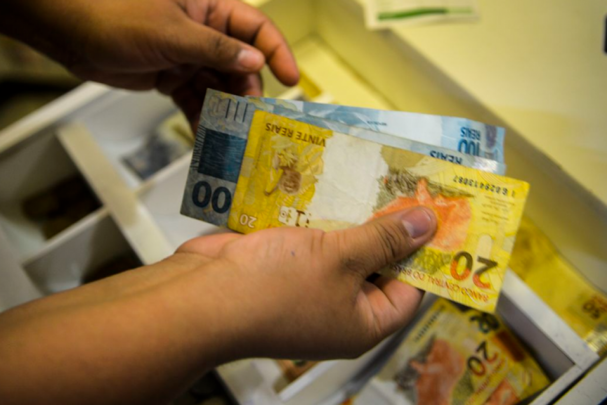 No dia 17, cerca de R$ 8,6 bi passarão para conta do Tesouro Nacional