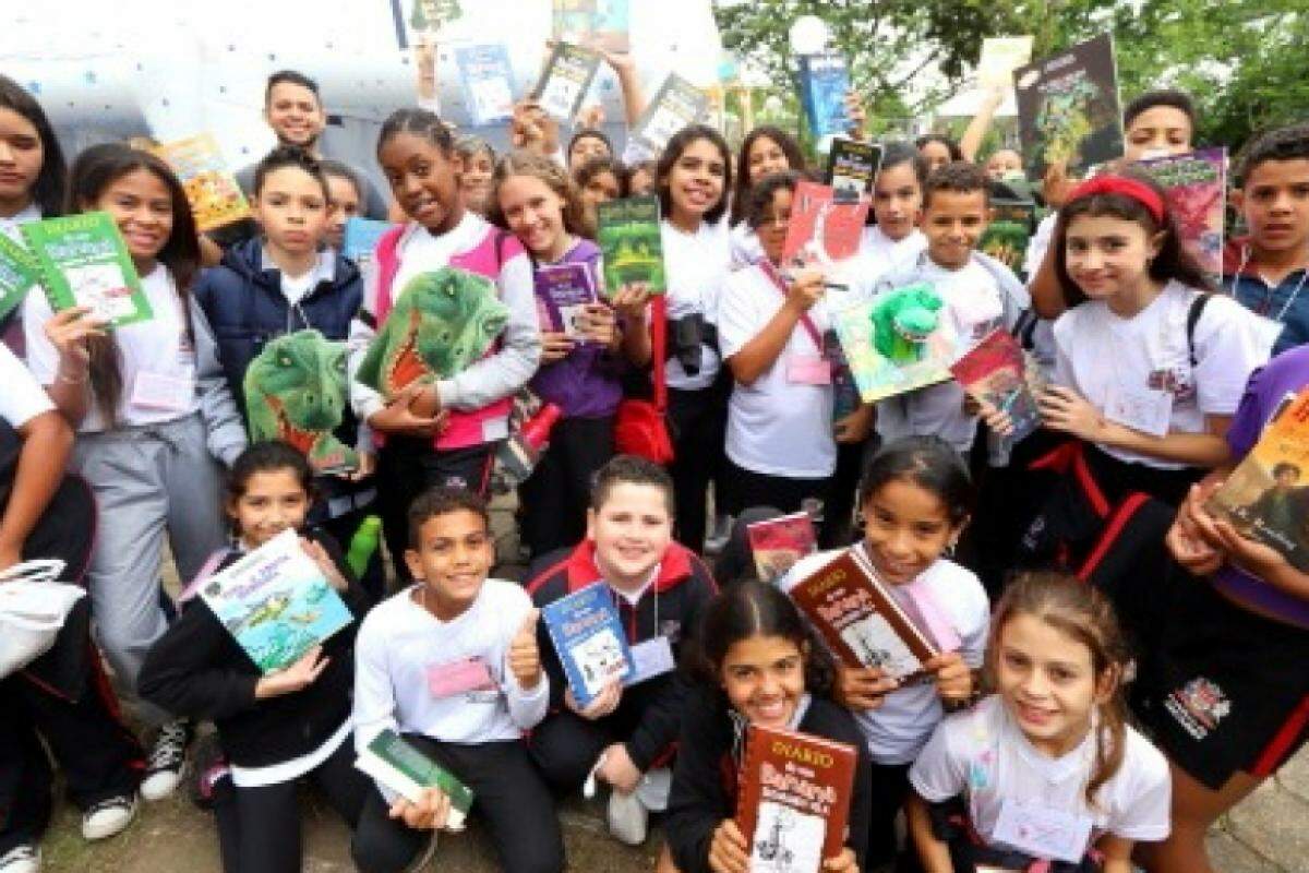 Feira Literária distribuirá 24 mil livros em escolas de Jacareí