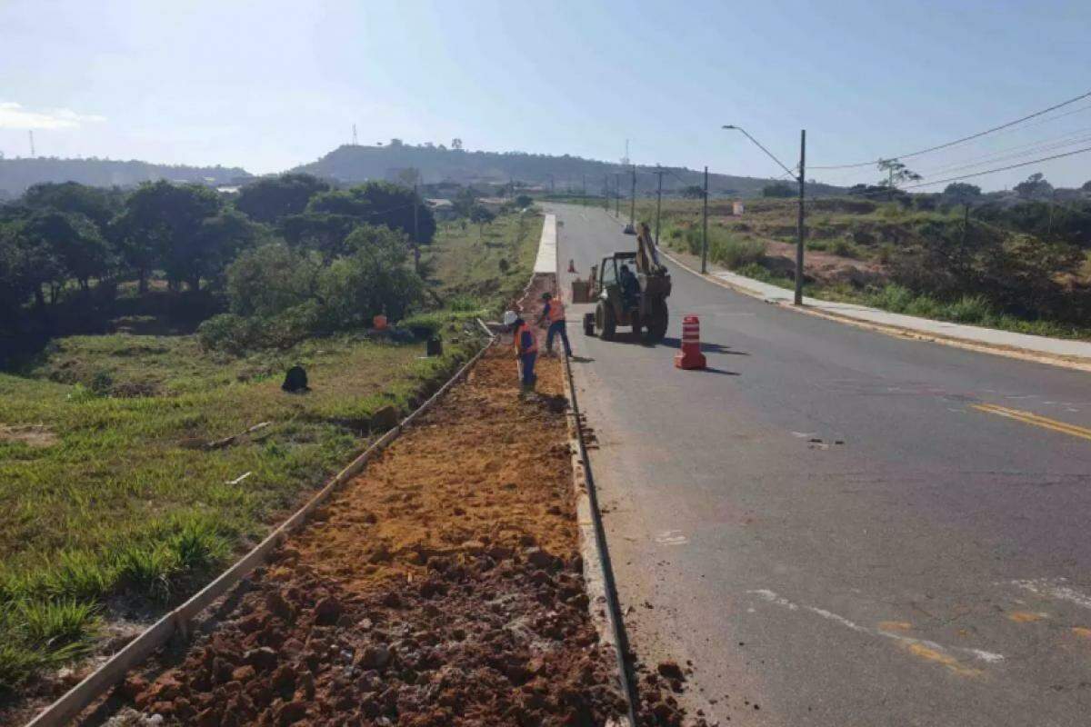 Serviço deveria ter sido concluído até julho, mas atingiu apenas 54% até agora