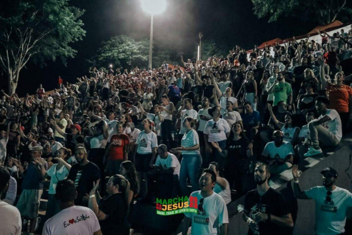 Participantes da Marcha para Jesus 2023 no Parque Vitória Régia