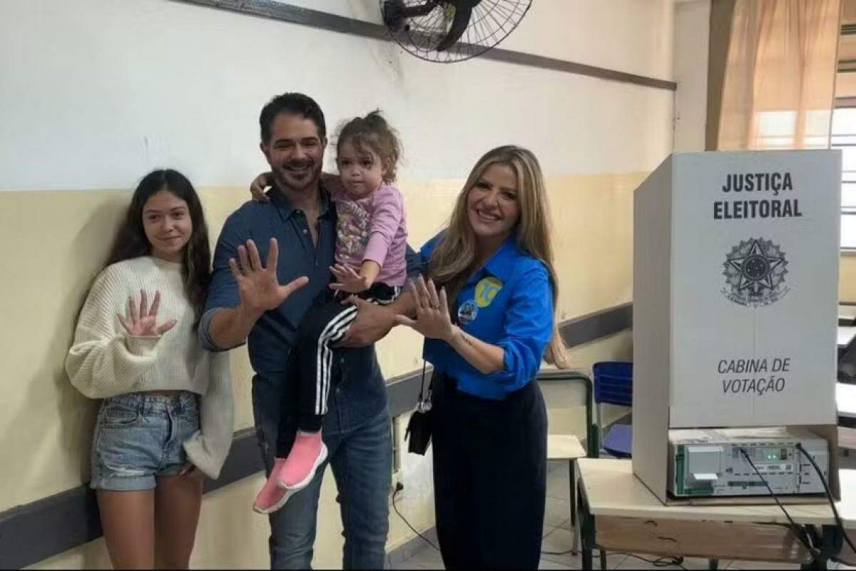 Candidato Ortiz Jr (Republicanos) votou nesta manhã de domingo (6)