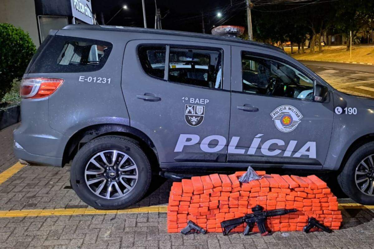 Drogas foram apreendidas pela Polícia Militar 