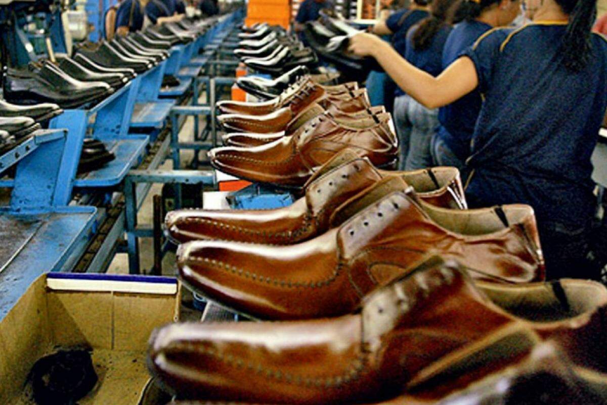 Sapatos produzidos em Franca são comercializados no Brasil e no exterior