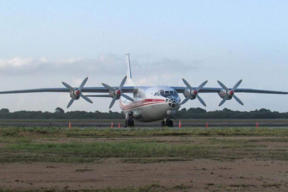 Avião desceu em São José dos Campos