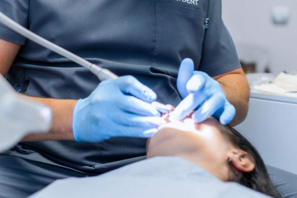 As ISTs podem ser identificadas por um cirurgião-dentista, mas o tratamento tem de ser feito junto a um médico