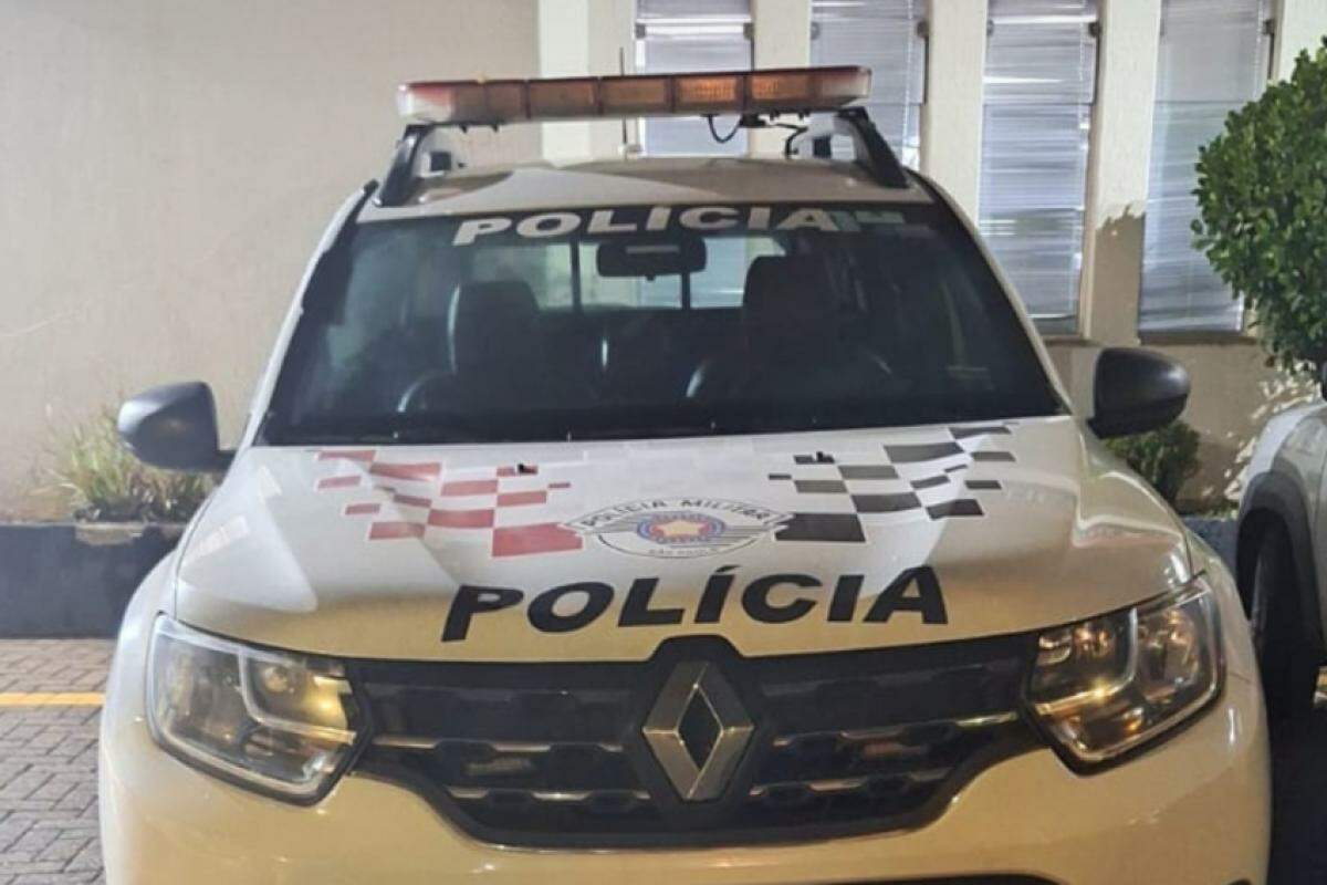 A Polícia Militar foi acionada, mas o suspeito já tinha fugido