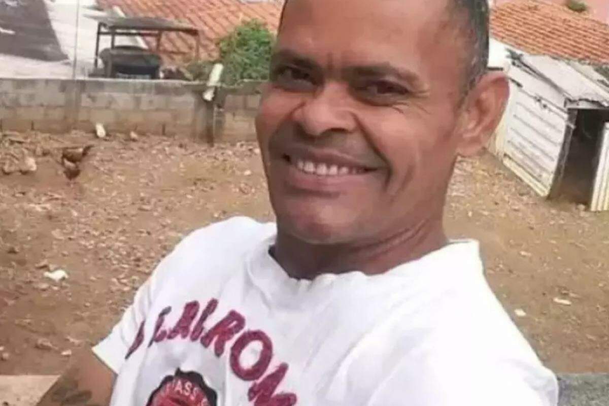 Zelador Nilton César Moreira, de 48 anos