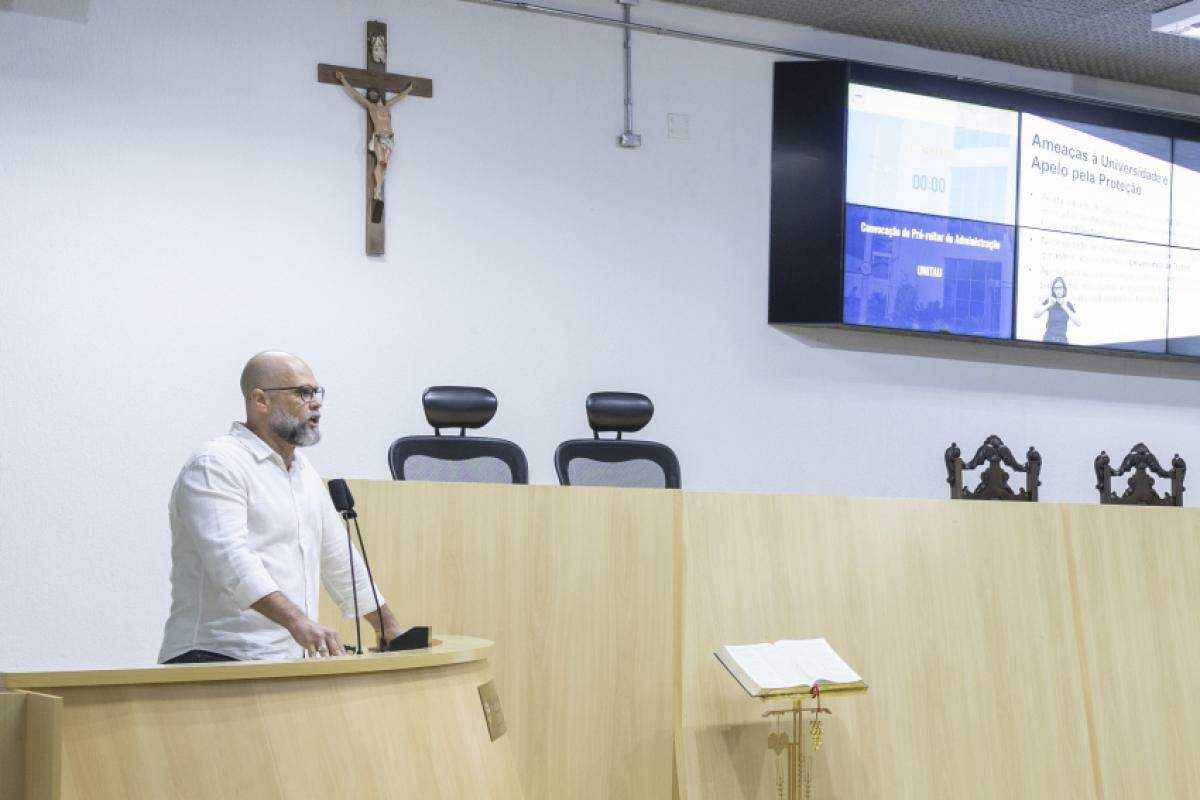 O pró-reitor de Administração da Unitau, Renato Rocha, em evento na Câmara