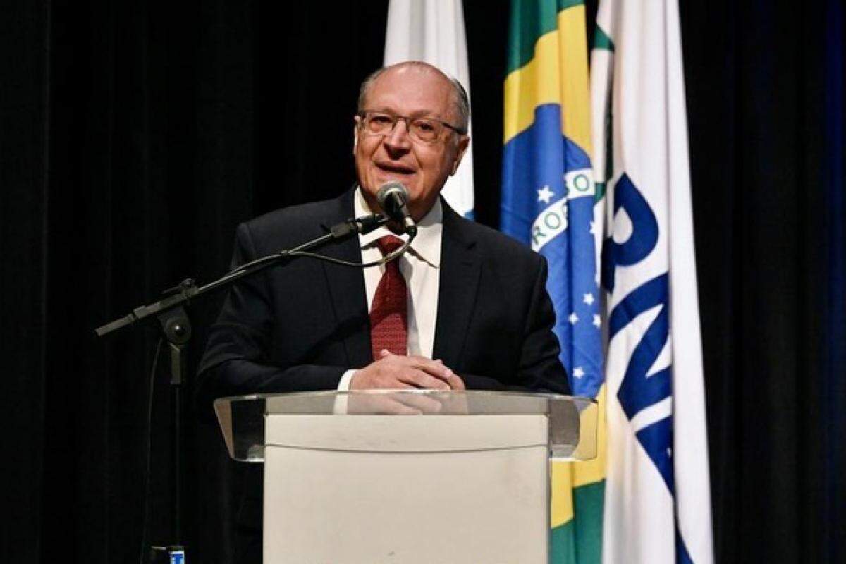 O vice-presidente não afirmou se a PEC terá apoio do governo.