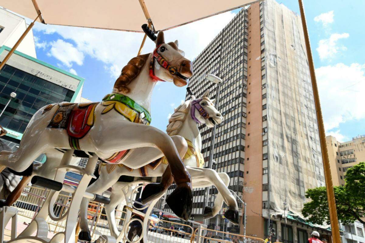 Largo do Rosário está com decoração especial 