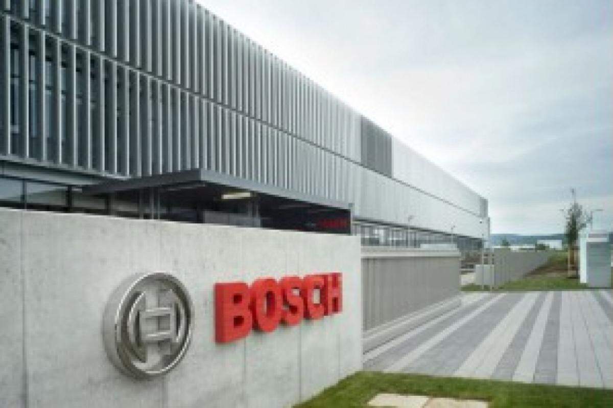 A crise que atinge a Bosch é parte de um cenário mais amplo na indústria automobilística.