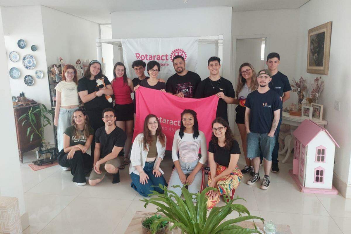 Membros do Rotaract Club de Bauru Norte 