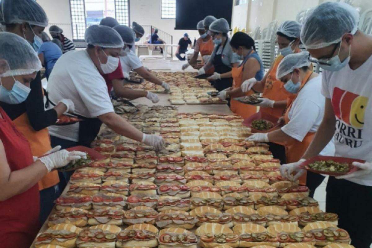 Foto anterior do evento “Festa Sanduíche Bauru”; neste ano serão 1.330 lanches